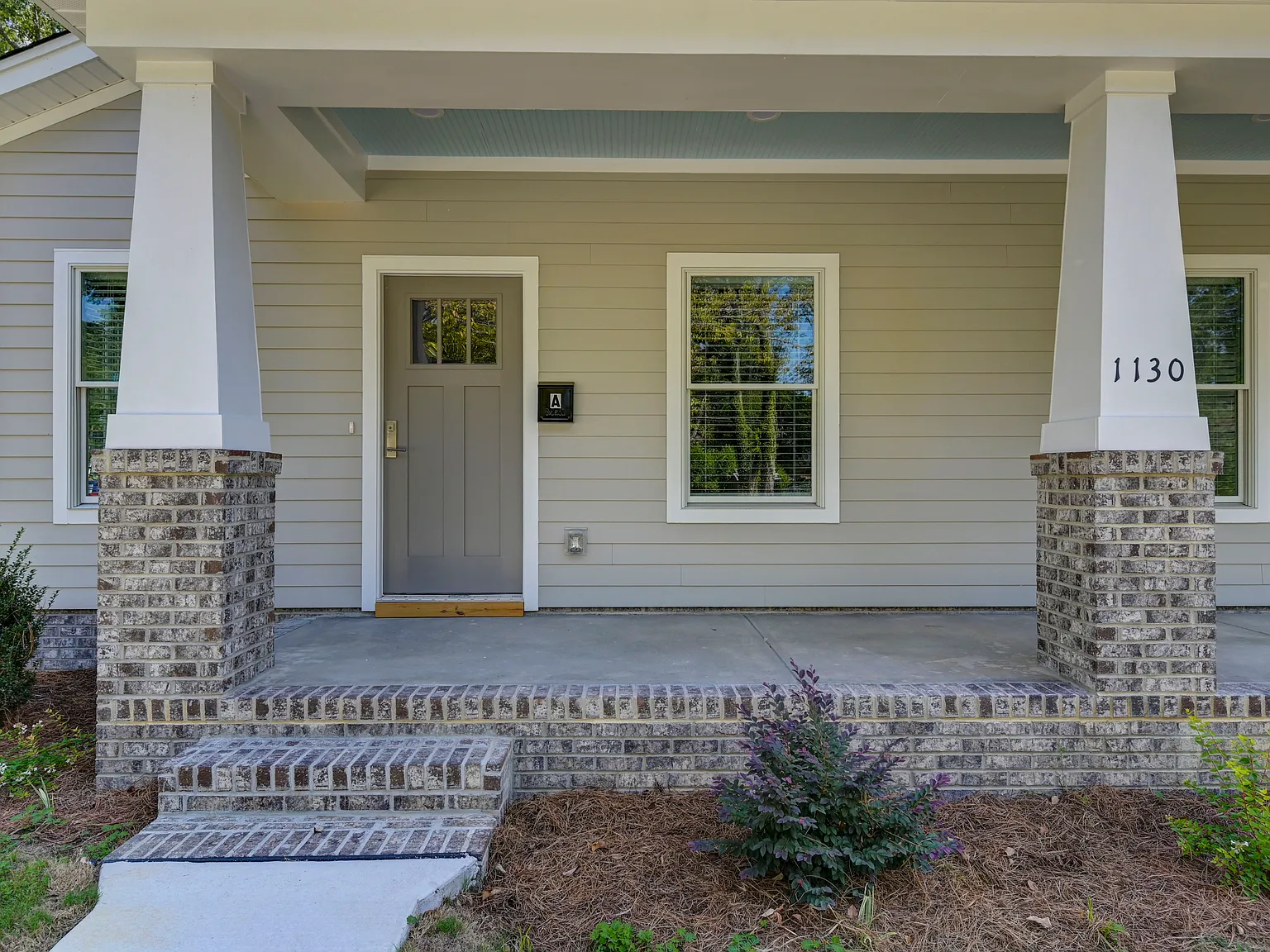 1130 Gladden St — Photo 3