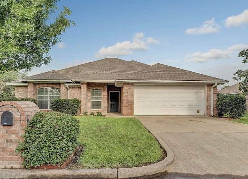 1st image of 107 Amanda Ct