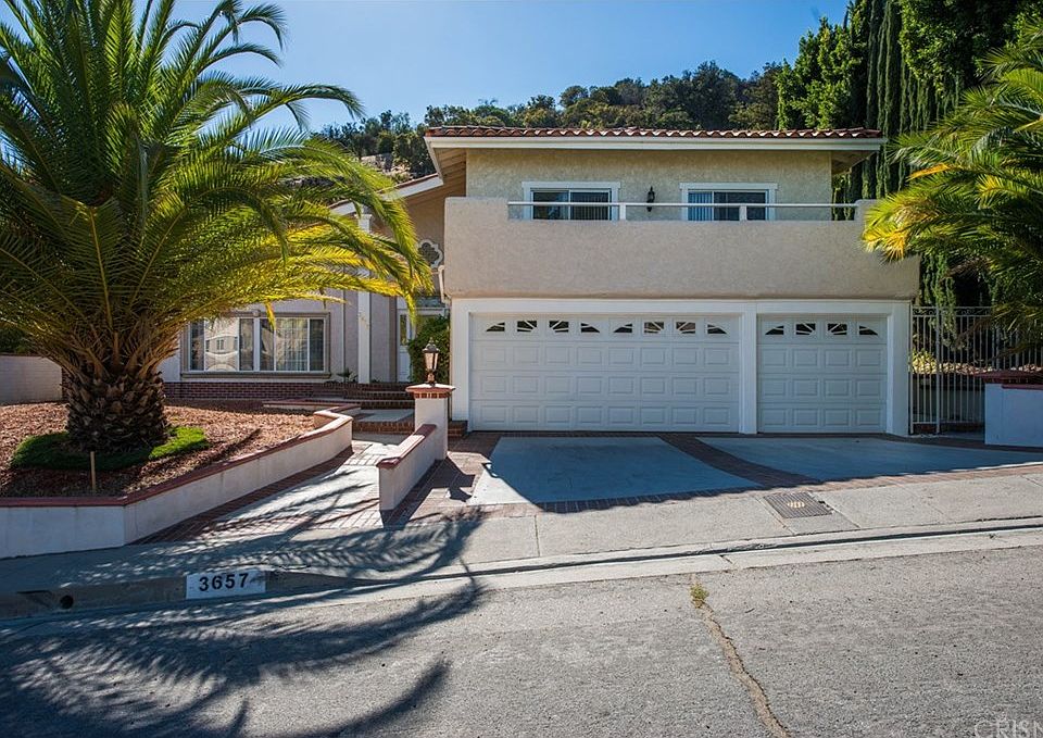 1st image of 3657 Gleneagles Dr