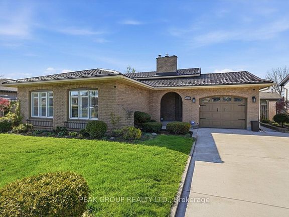 3rd image of 7402 Westfield Dr