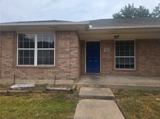 1742 Rock Hollow Loop, Bryan, TX 77807