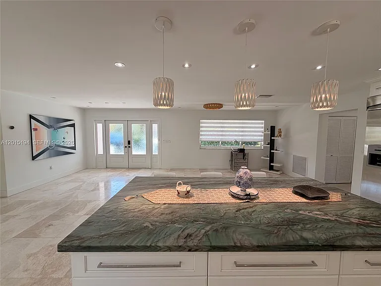 11445 N Bayshore Dr — Photo 10