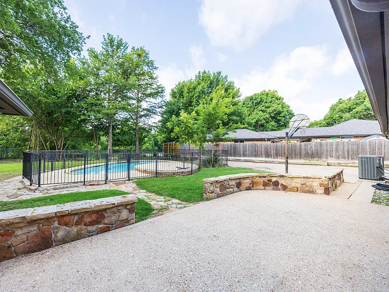 1508 Westlake Dr — Photo 25