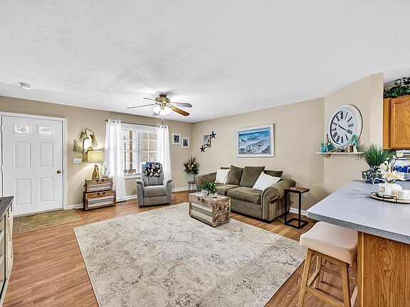 2nd image of 27 Ridge Drive UNIT 27