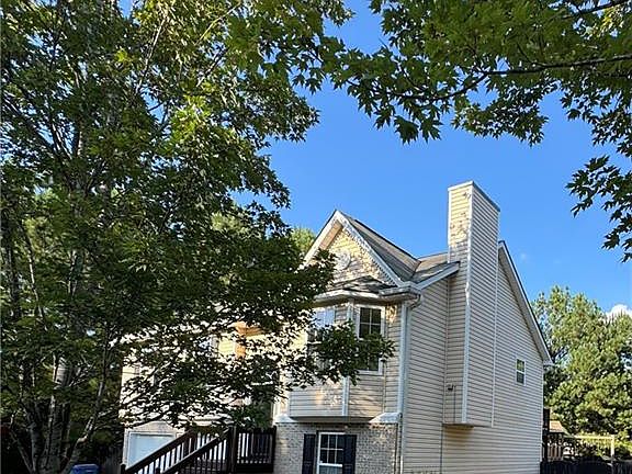 2nd image of 118 Remington Place Blvd