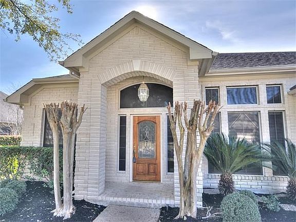 2nd image of 4513 Grand Cypress Dr
