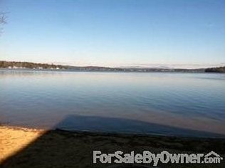 Sandy shallow beach
						:
						great location on main section of lake in quiet cove. outstanding for kids