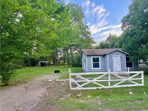 401 E 15th St, Bryan, TX 77803