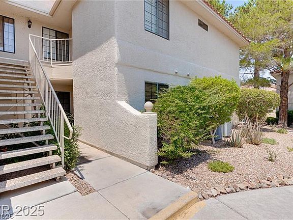 3rd image of 2629 S Durango Dr APT 202