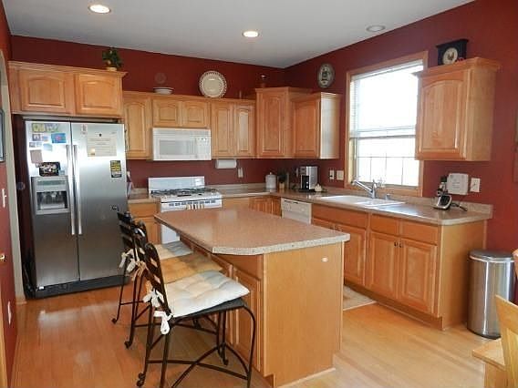 3rd image of W128N6180 River Heights Dr