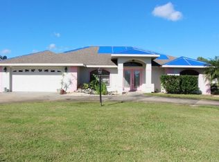 5050 Mendavia Dr, Sebring, FL 33872