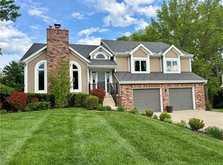 7805 NW Roberts Rd, Weatherby Lake, MO 64152