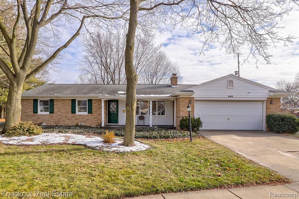 505 Sunburst Dr, Frankenmuth, MI 48734 Zillow