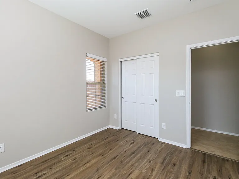 2694 E Hickory St — Photo 13