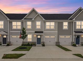 1841 Shank Dr, Akron, OH 44313