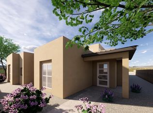 30 Blue Feather Rd, Santa Fe, NM 87508