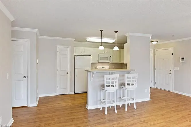 3479 Forestdale Dr #2A — Photo 7