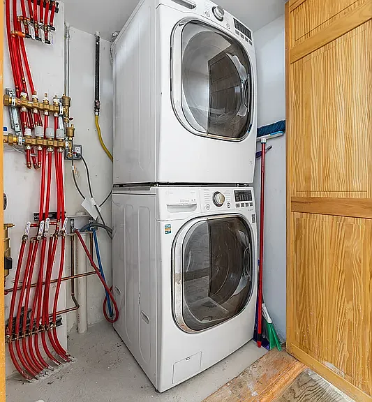 149 Pembroke St #B — Photo 6