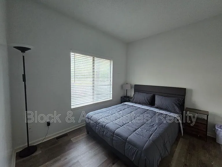 234 Davidson St — Photo 15