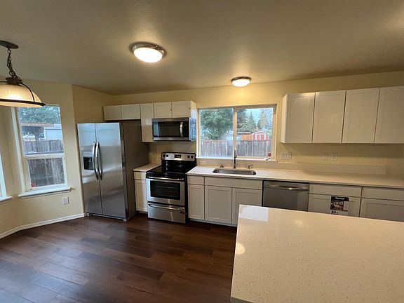 5th image of 19415 79th Avenue Ct E