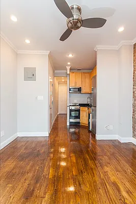 Rented by REAL New York | media 8