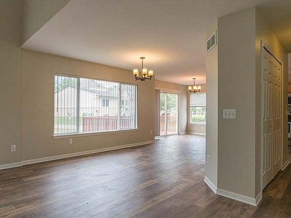 2nd image of 29719 Monterey Cir #1