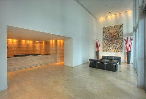 2nd image of 1040 Biscayne Blvd #2616