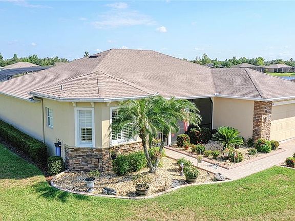 3rd image of 836 Shorehaven Dr