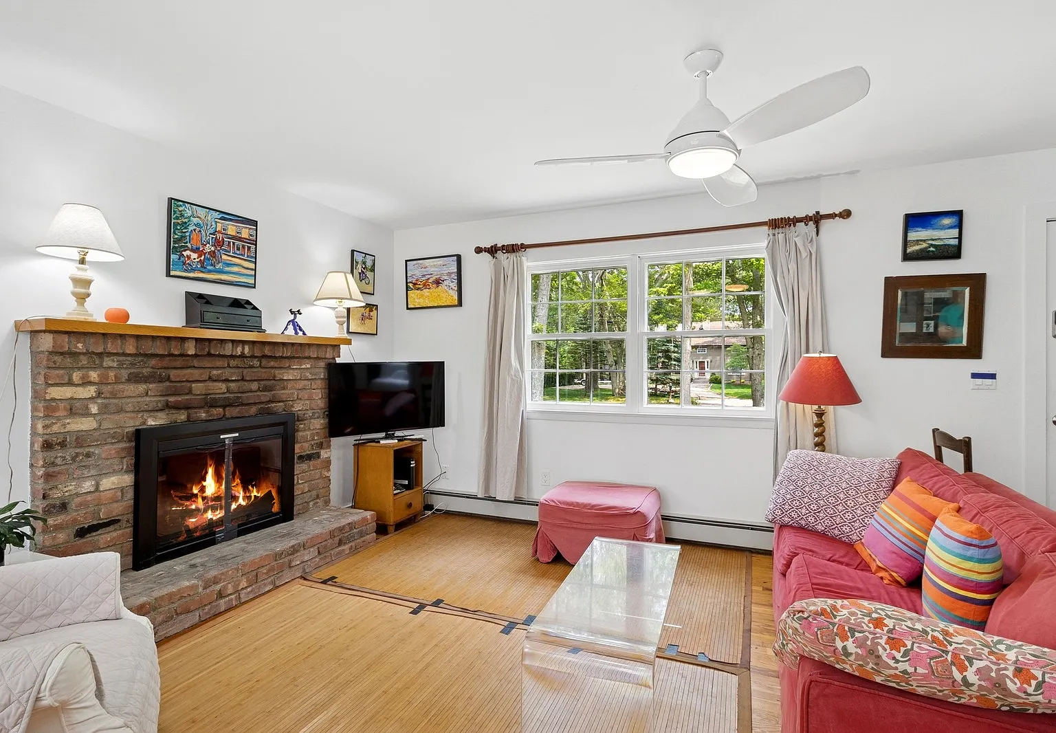 Cute Cottage — Photo 3