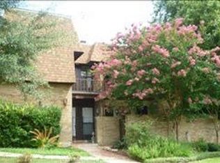 3441 Racquet Club Dr, Grand Prairie, TX 75052