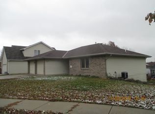 5120 Foxglove Cir, Lincoln, NE 68521
