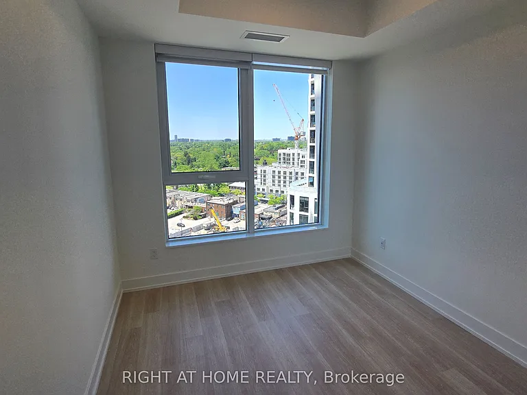 60 Central Park Dr #1707 — Photo 36