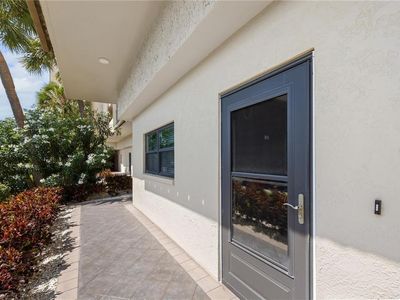 7050 Sunset Dr S APT 105, South Pasadena, FL, 33707