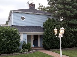 13 Mayfair Rd, Baldwin, NY 11510