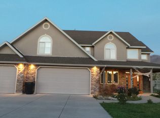 346 N Frontier Rd, Farmington, UT 84025