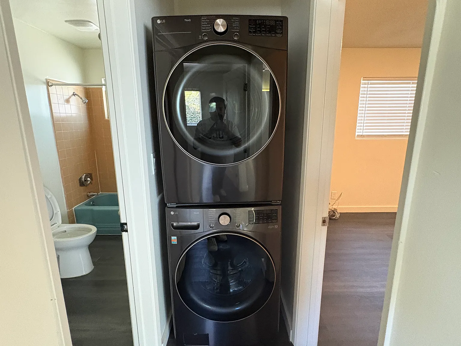 2 bed, $4,000 — Photo 2
