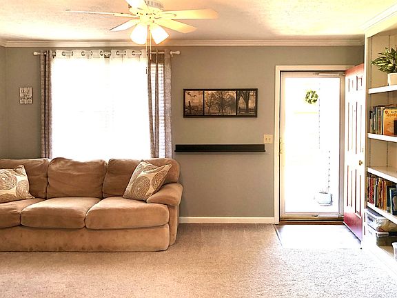 5th image of 108 Edgehill Ln