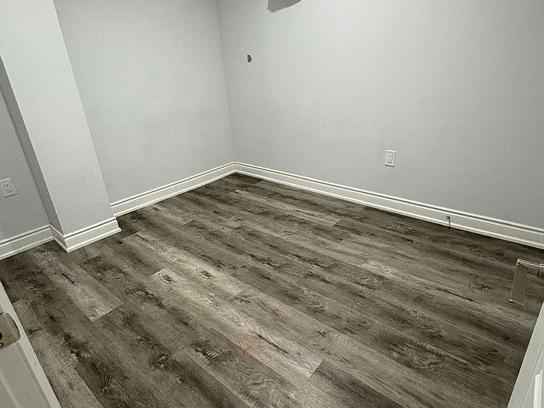 699 Somerville Dr — Photo 8