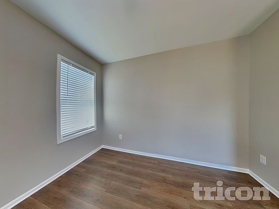 2nd image of 176 Olde Place Dr