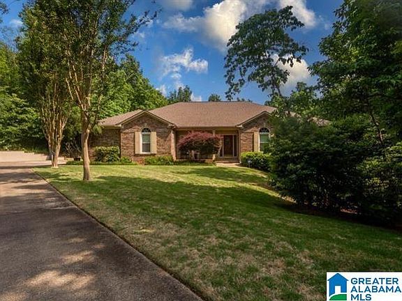3rd image of 1506 Ben Dr NE