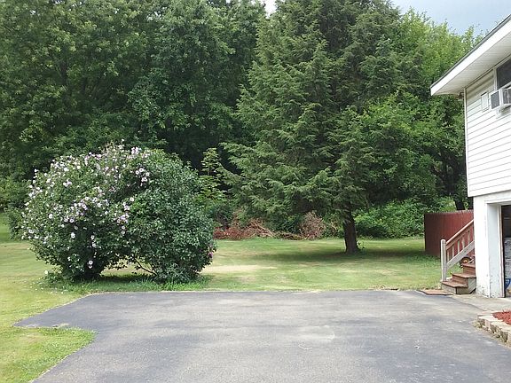 2nd image of 500 Pennsylvania Ave