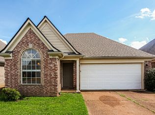 7851 Fallstone Rd, Memphis, TN 38125