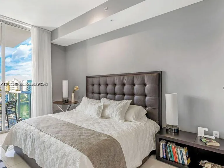 7930 East Dr #707 — Photo 12