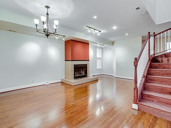 Huge Space for Living