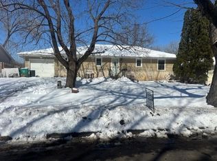 5800 25 1/2 St W, Saint Louis Park, MN 55416