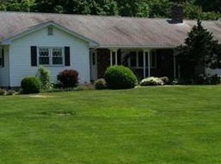 28 Stockwell Rd, Hadley, MA 01035