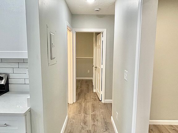 3rd image of 335 Plantation St #1-R