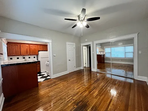 Floor plan 106