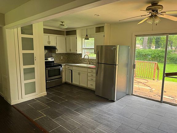 5th image of 3018 NW Love Dr