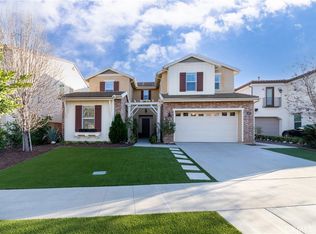 862 E Weeping Willow Dr, Azusa, CA 91702